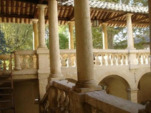 Chambres D'Hotes Chateau Beaupre Сен-Лоран-дез-Арбр Екстериор снимка